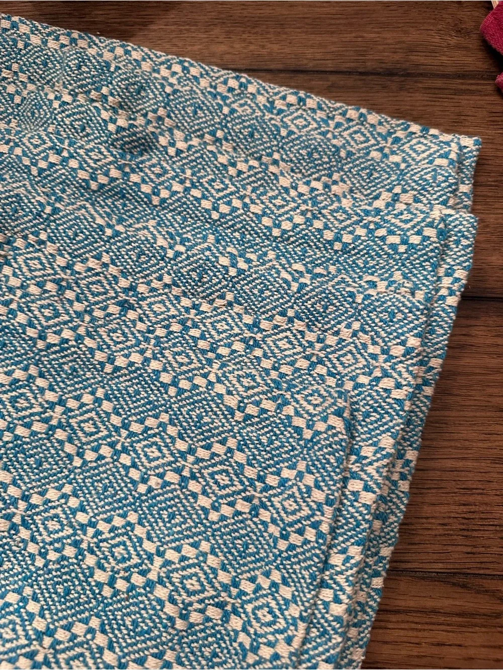 8 Crate&Barrel Aqua and White Woven Placemats